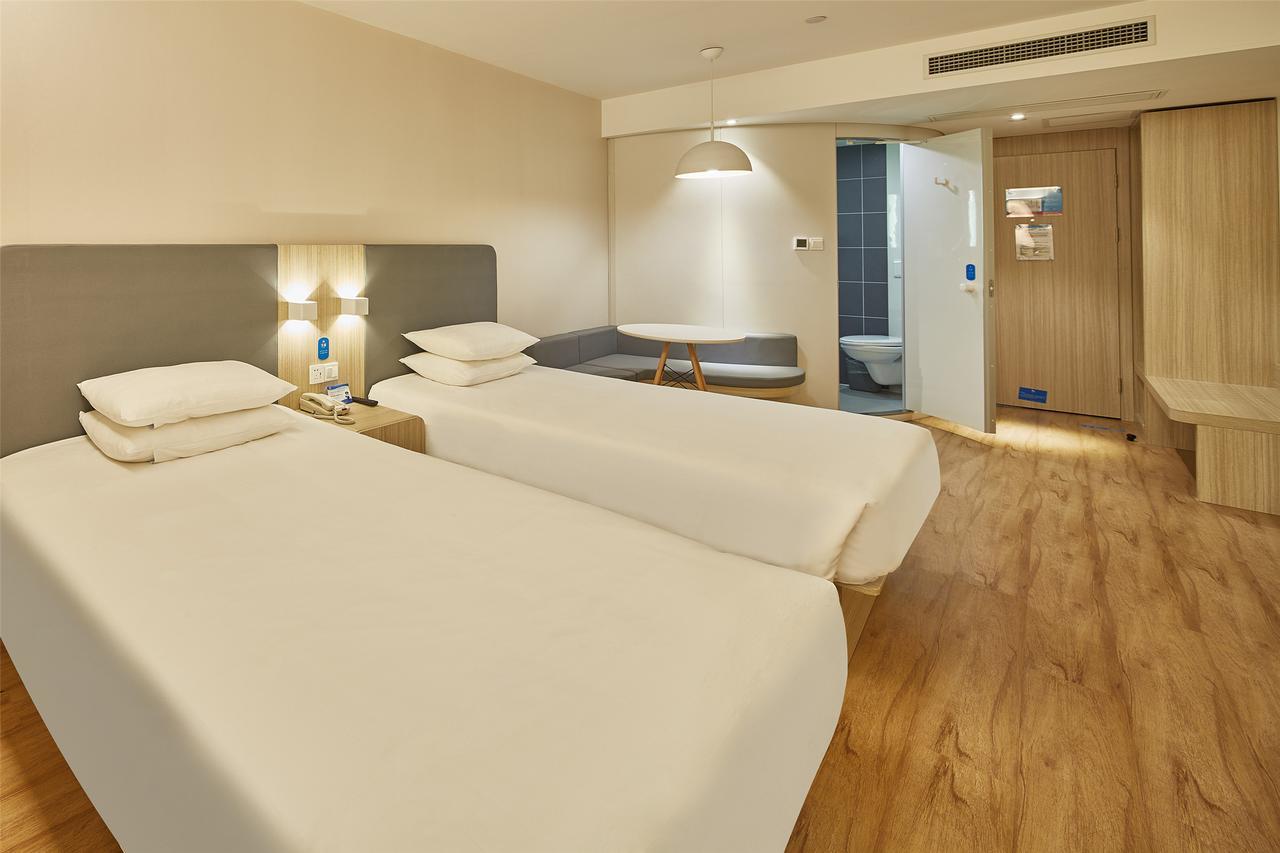 Hanting Hotel Shanghai Middle Ring Hunan Road ภายนอก รูปภาพ